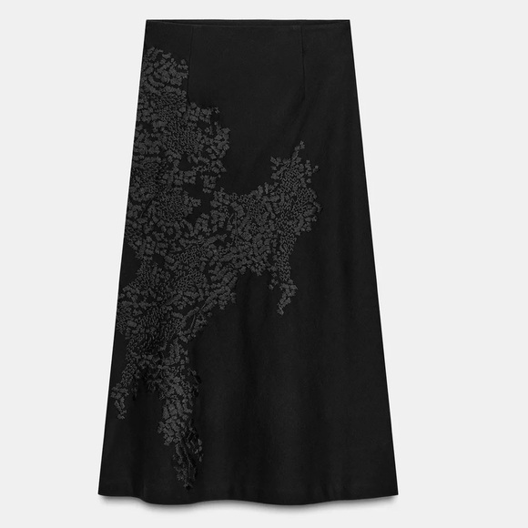 Zara NWT embroidered floral black midi skirt
